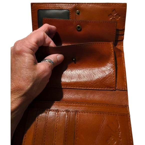 Patricia Nash Studded Coin Rivoli Wallet Clutch in Cognac Brown - Picture 6 of 12